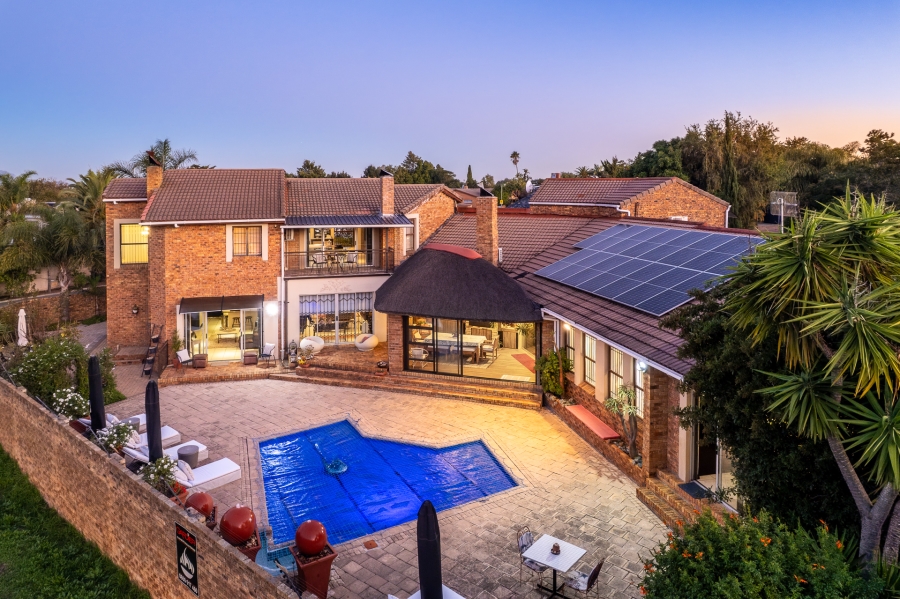 6 Bedroom Property for Sale in Eversdal Western Cape